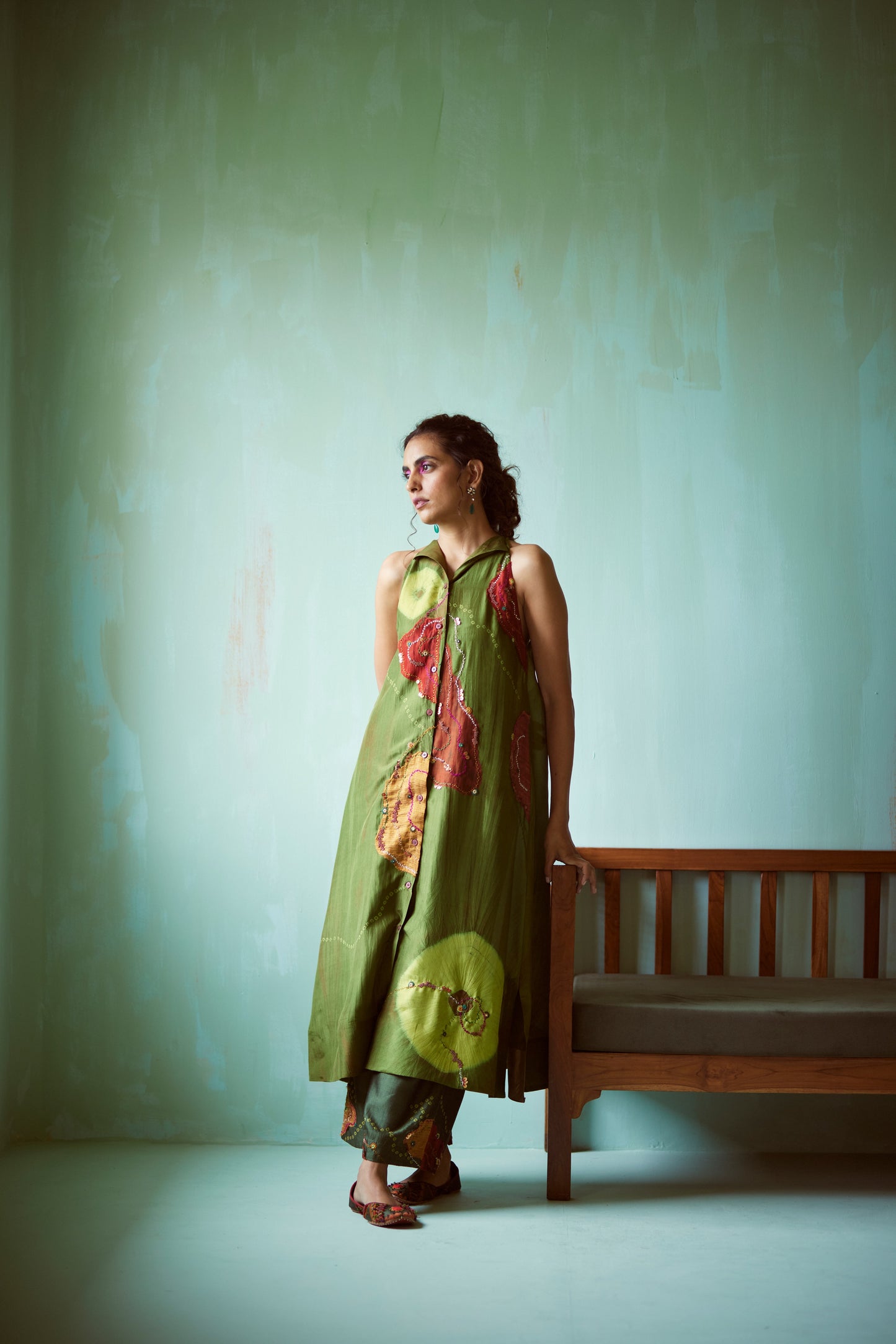 Green Hand Embroidered Bandhani Tunic Set