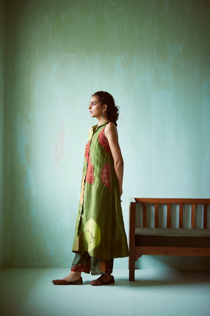 Green Hand Embroidered Bandhani Tunic Set