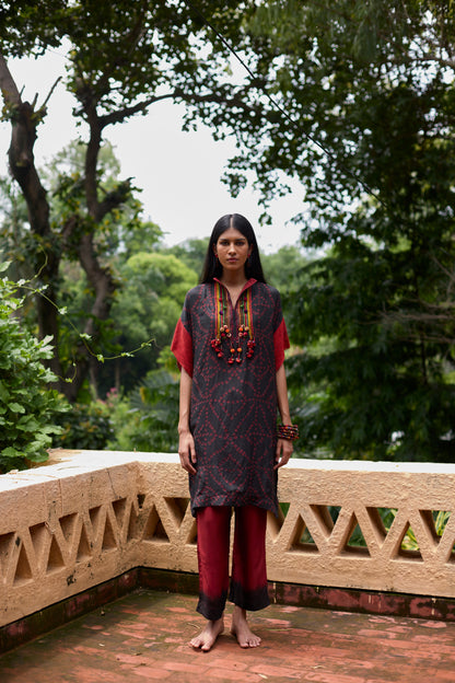 Black & Red Silk Bandhani Ombre Dyed Kurta Set