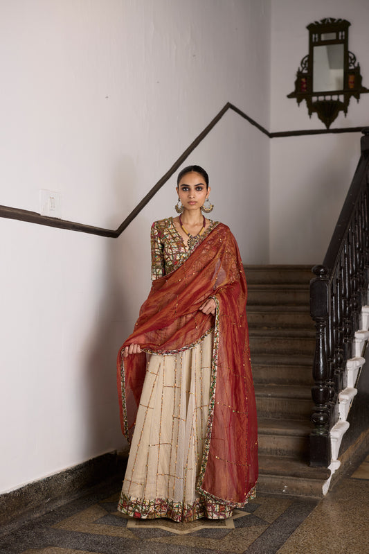 Safed Gulab Lehenga