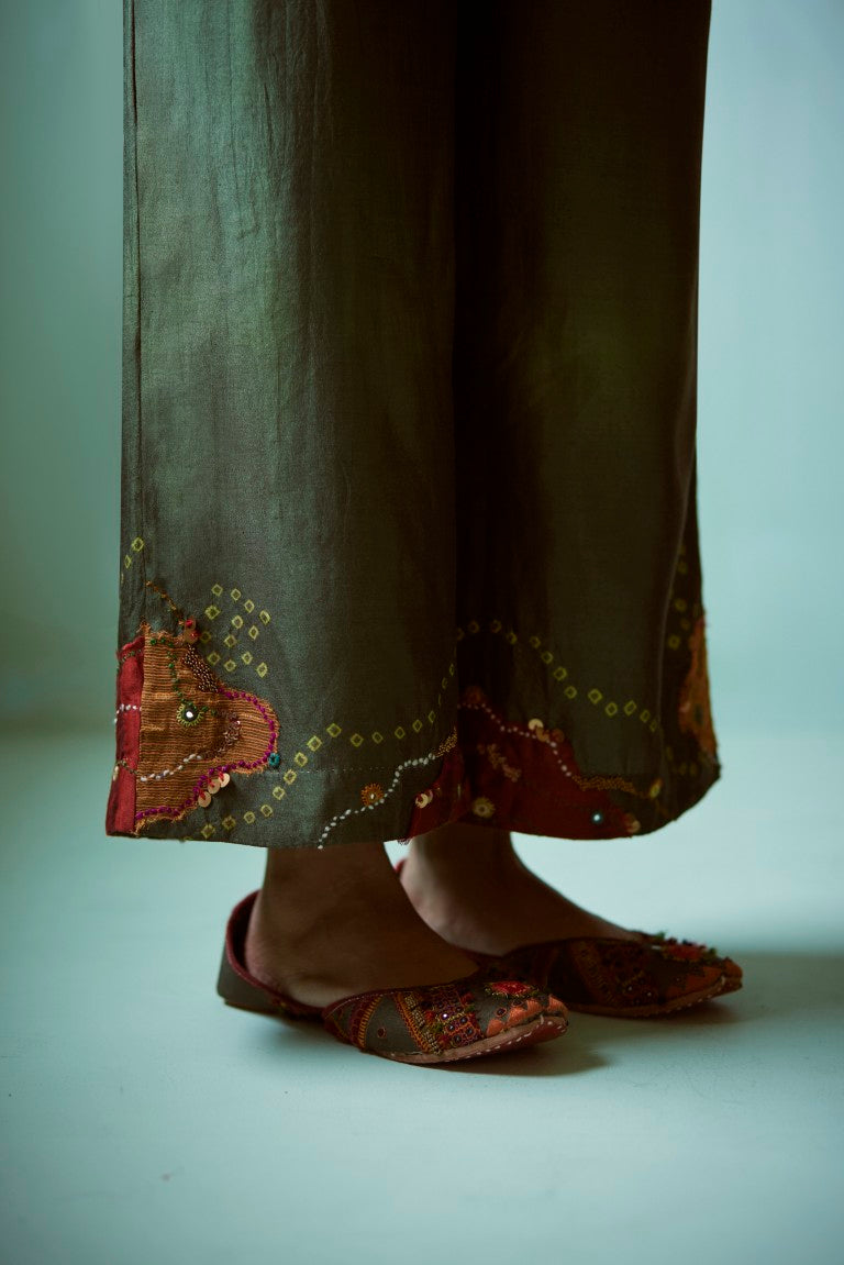 Green Tie-Dye Hand Embellished Tunic Set