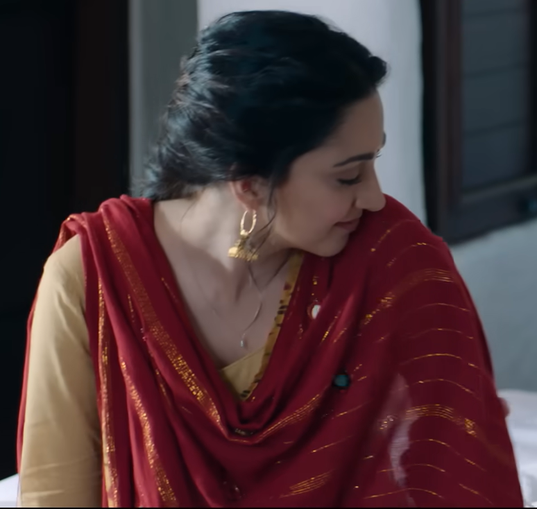 Red hand embellished dupatta
