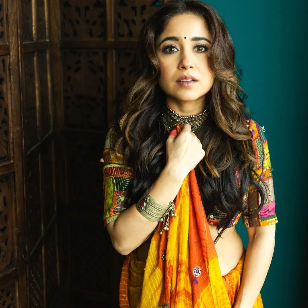 Day Assorted Blouse With Yellow Orange Chiffon Saree